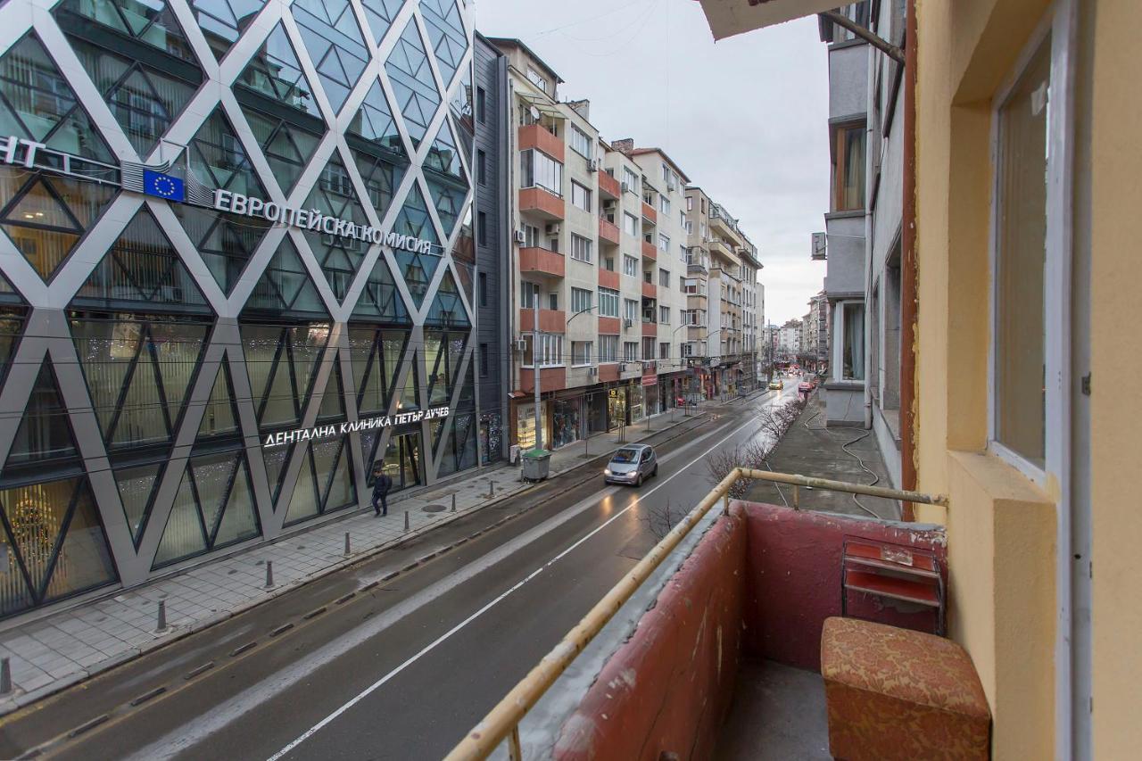 Elegant 2Bdr Apartment With A Balcony Sofia Eksteriør billede